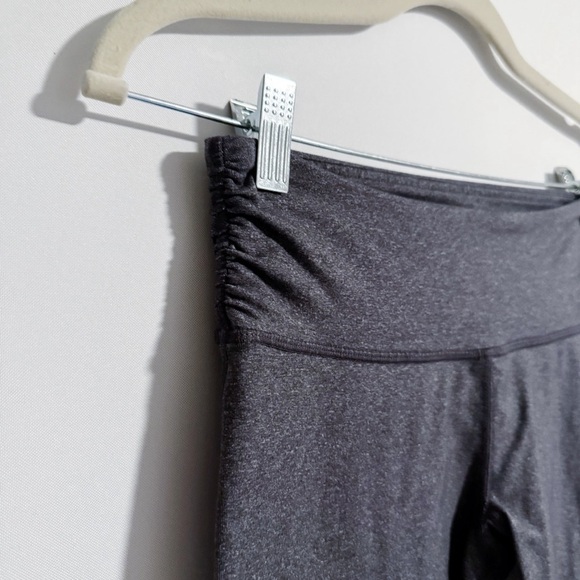 * Lululemon - Dark Gray Ruched Calf Cropped Leggings - Picture 4 of 6